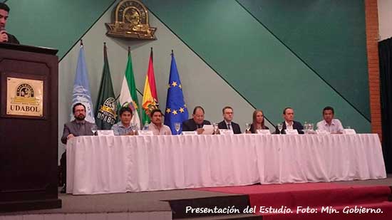 presentacion-informe-Min.-Gob.jpg