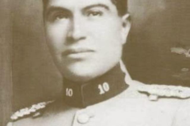 Teniente Coronel MANUEL MARZANA - HEROE EPONIMO DEL CHACO Teniente Coronel MANUEL MARZANA HEROE EPONIMO DEL CHACO